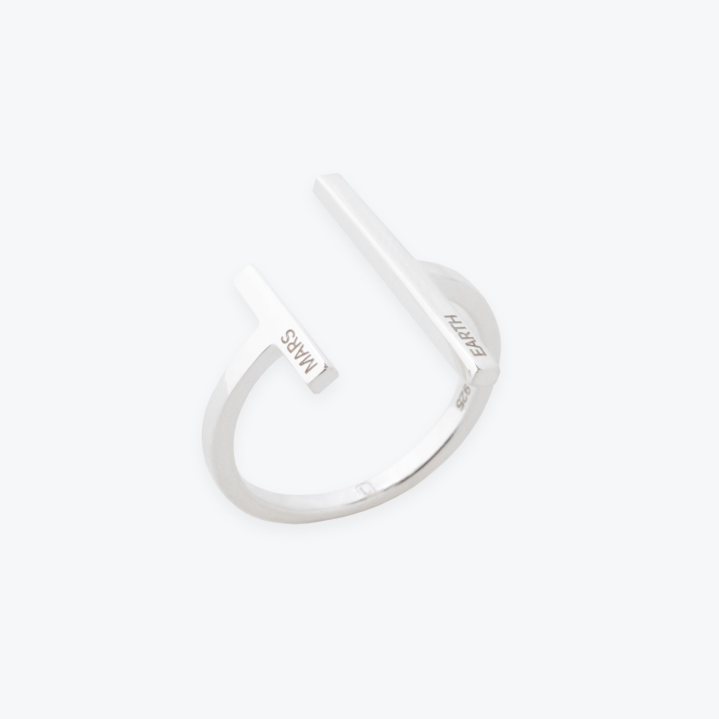 【LB掲載】日本未入荷◆PDPAOLA 三日月型スタンプリング◆Gold Amazon | 【silver925 PLUS】Japan Pride 旭日旗リング