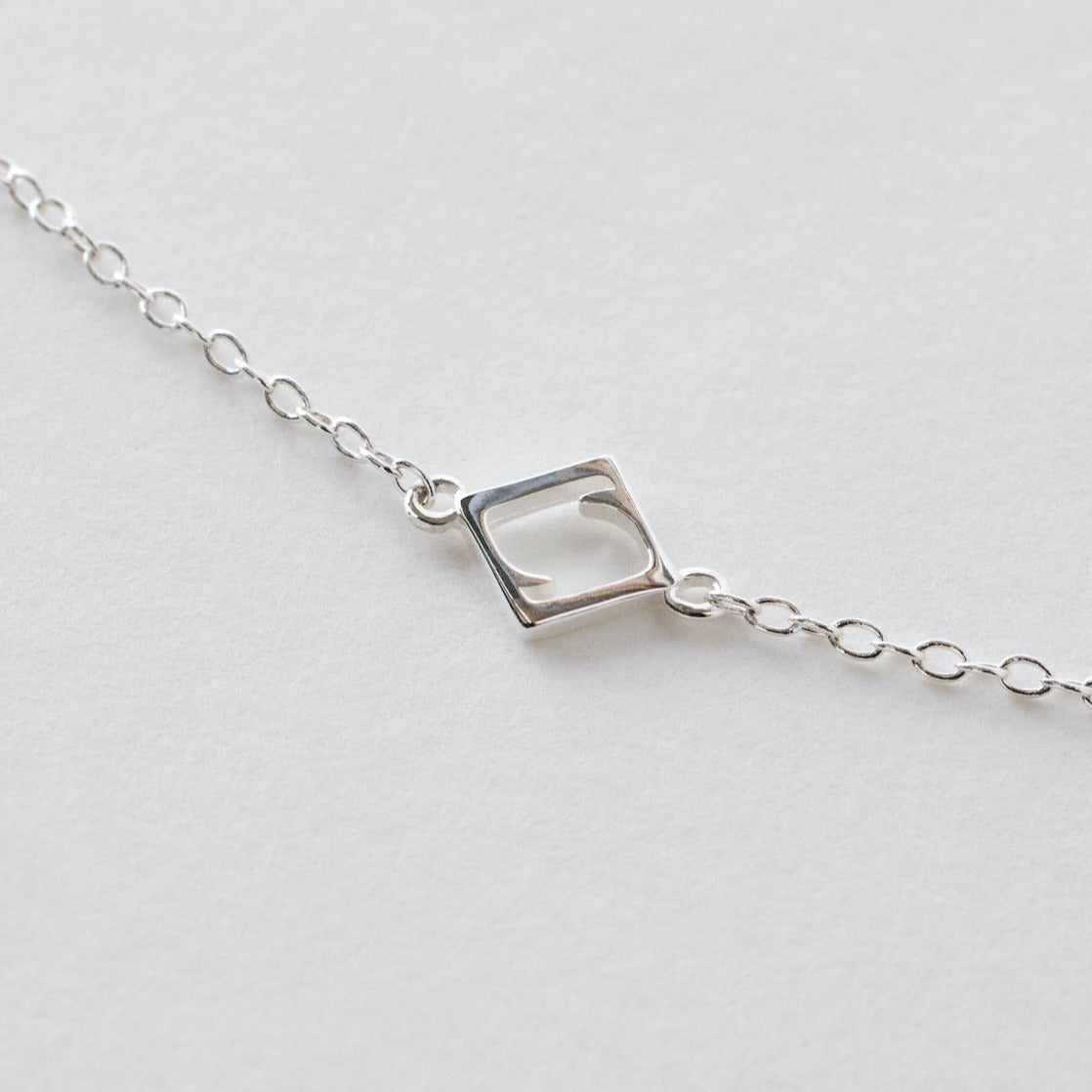 SQUARED L NECKLACE